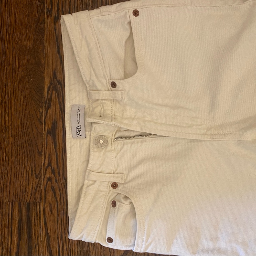 Zara TRF High Rise Stove Pipe Jeans, Oyster White, sz 26, US 2 - Picture 4 of 8